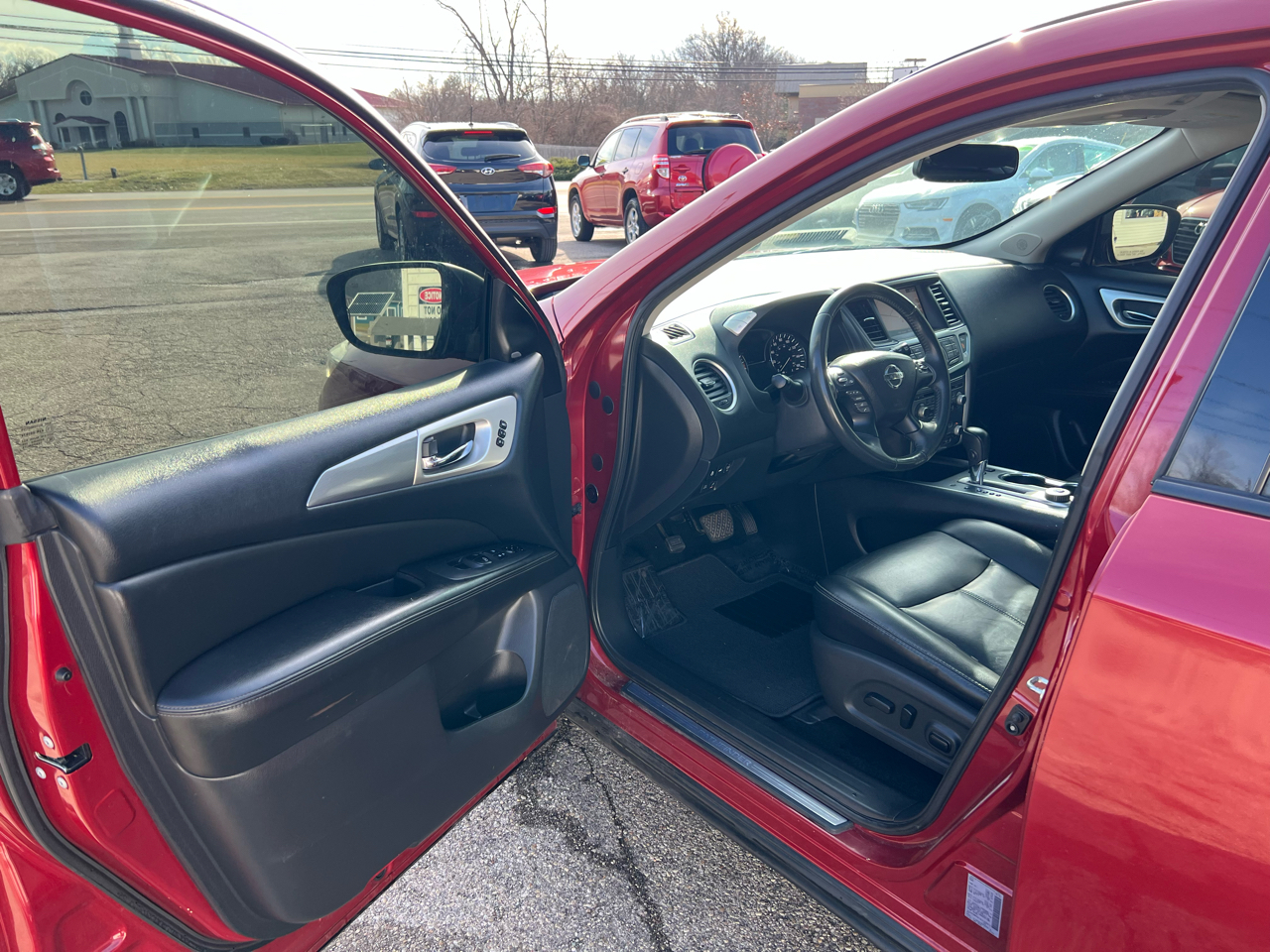 Nissan Pathfinder Platinum 4WD 2017