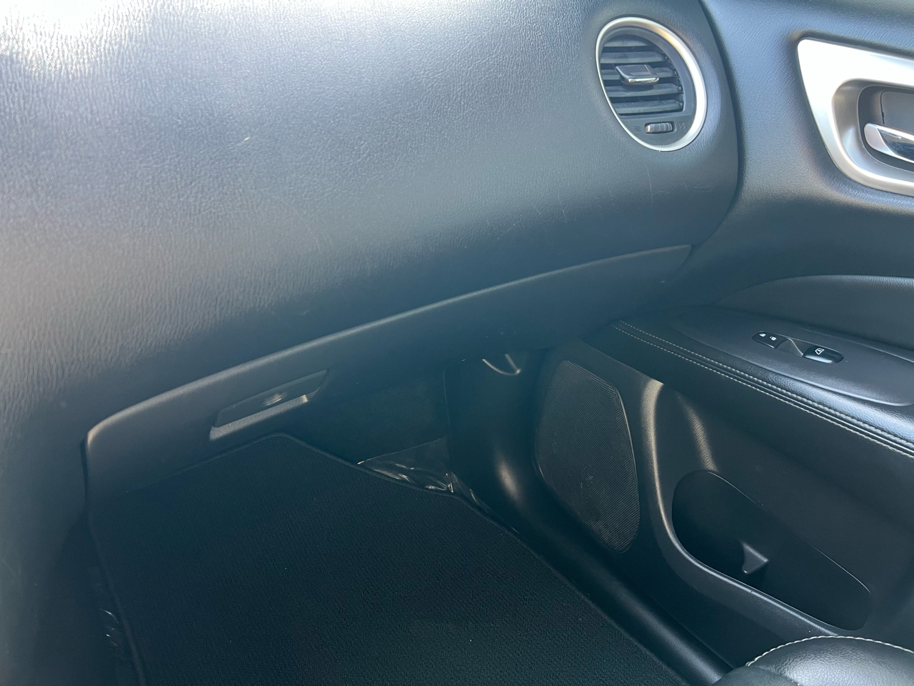 Nissan Pathfinder Platinum 4WD 2017