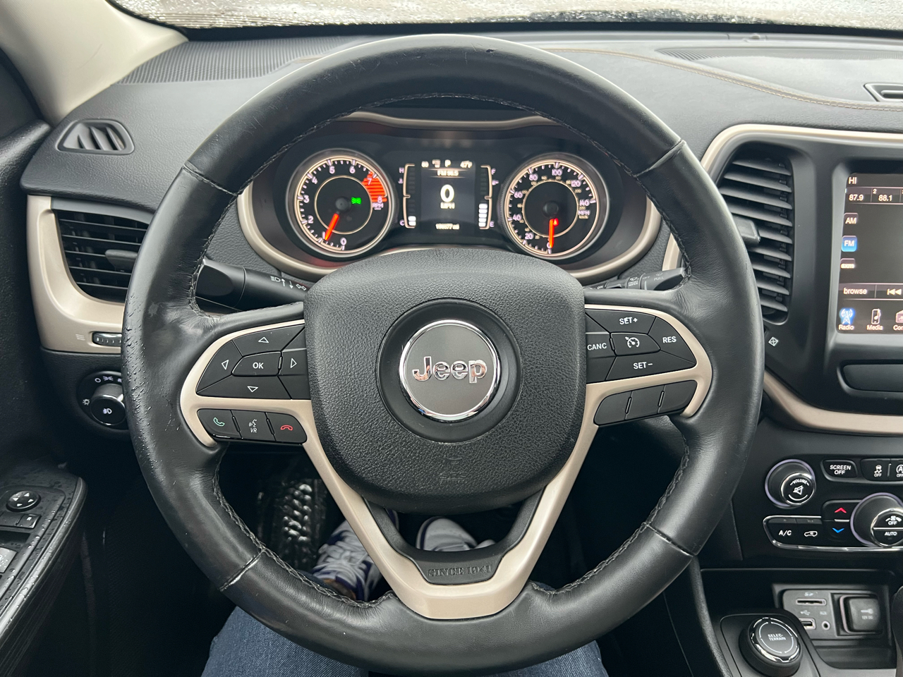 Jeep Cherokee Latitude 4WD 2016