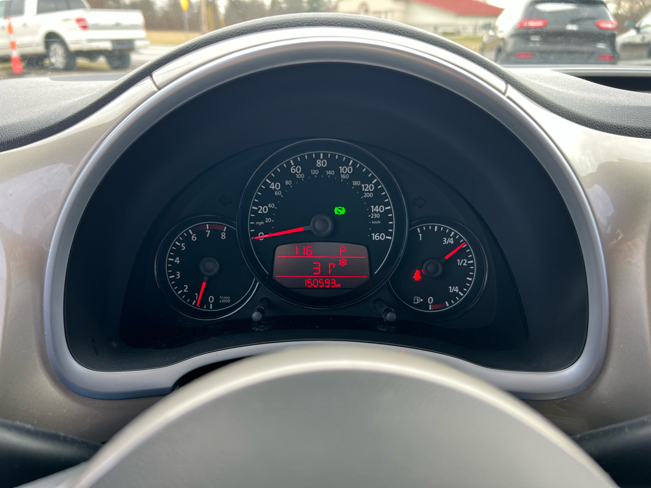 Volkswagen Beetle 2.5L 2D Coupe 2012