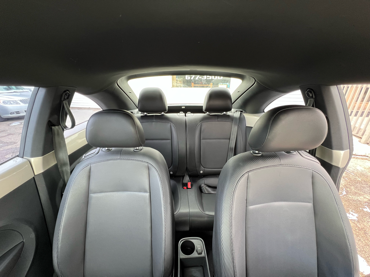 Volkswagen Beetle 2.5L 2D Coupe 2012