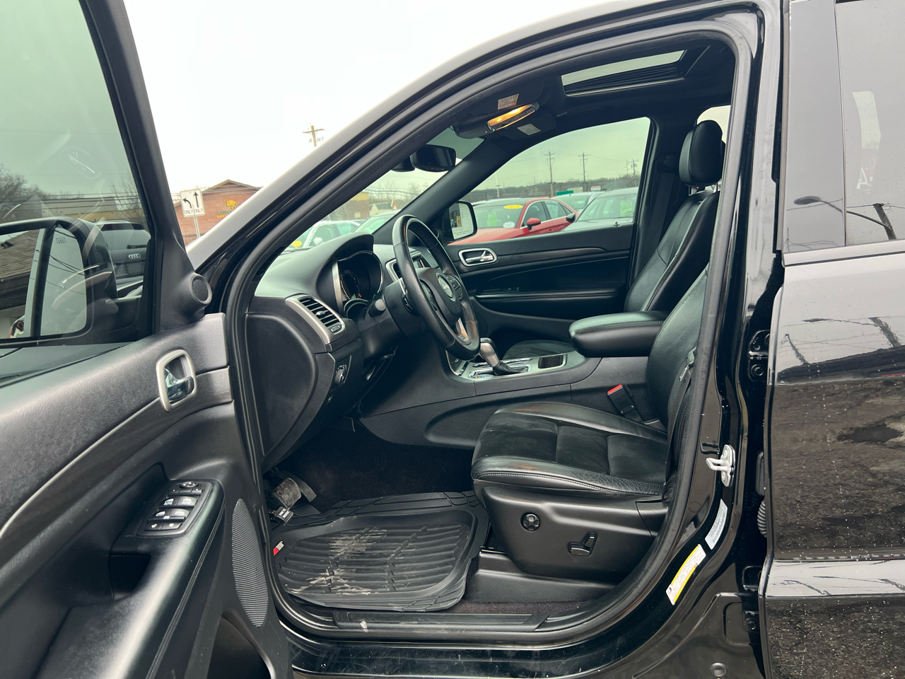 Jeep Grand Cherokee Laredo 4WD 2017