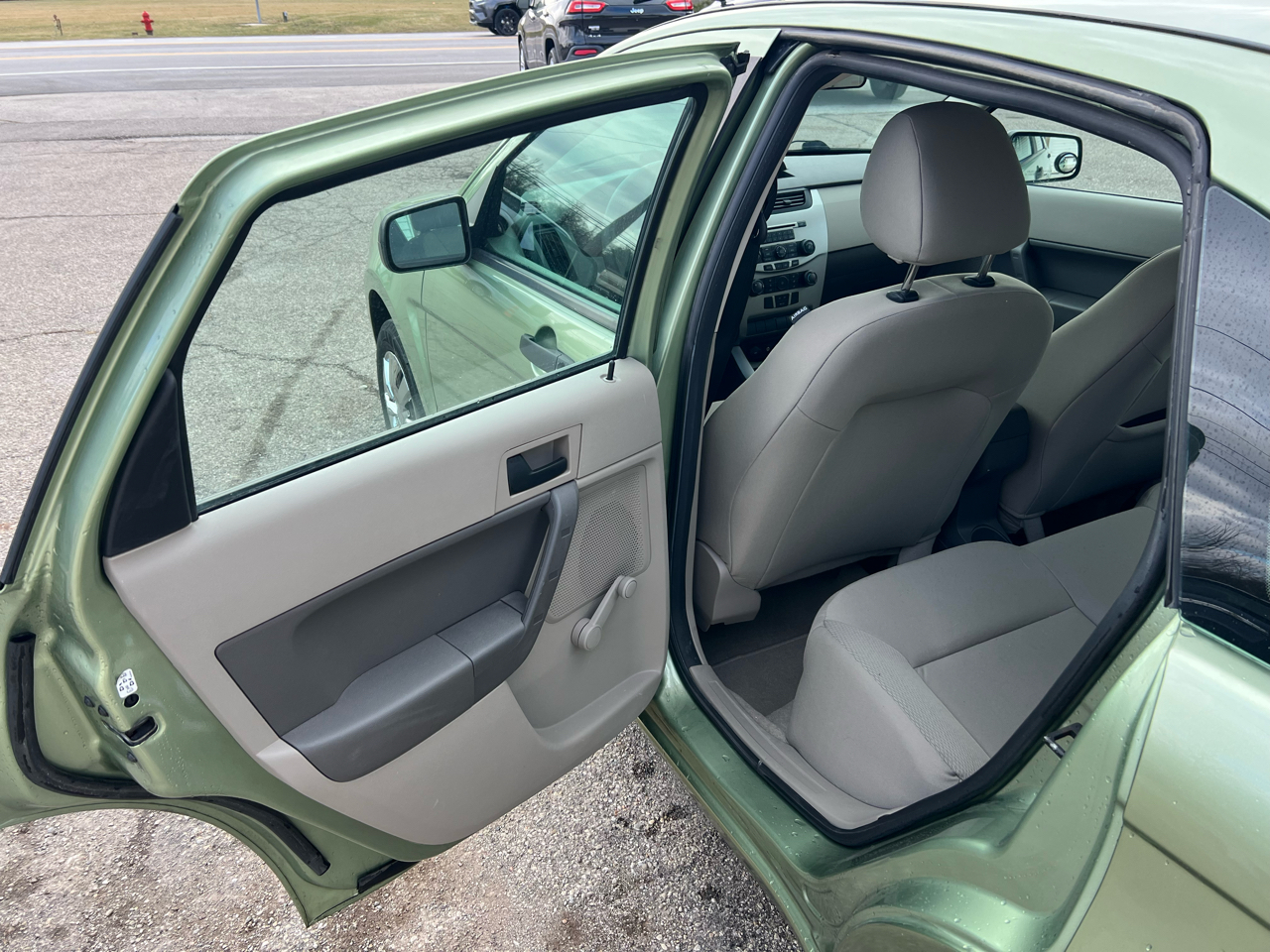 Ford Focus S Sedan 2008