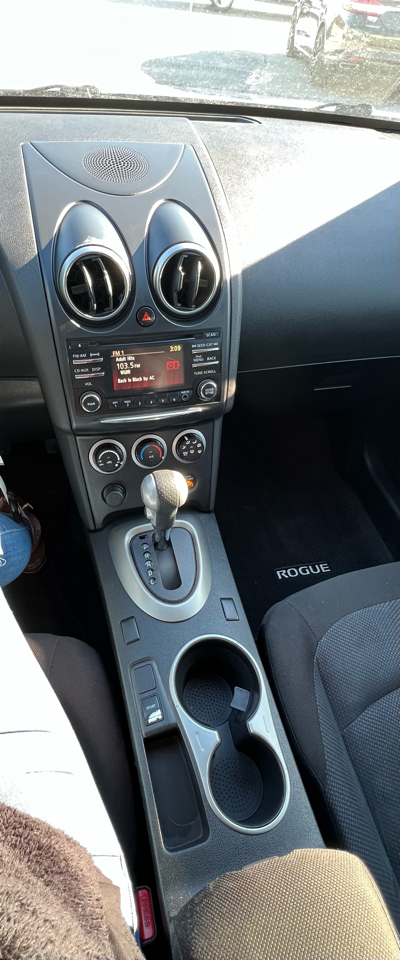 Nissan Rogue S 2WD 2013