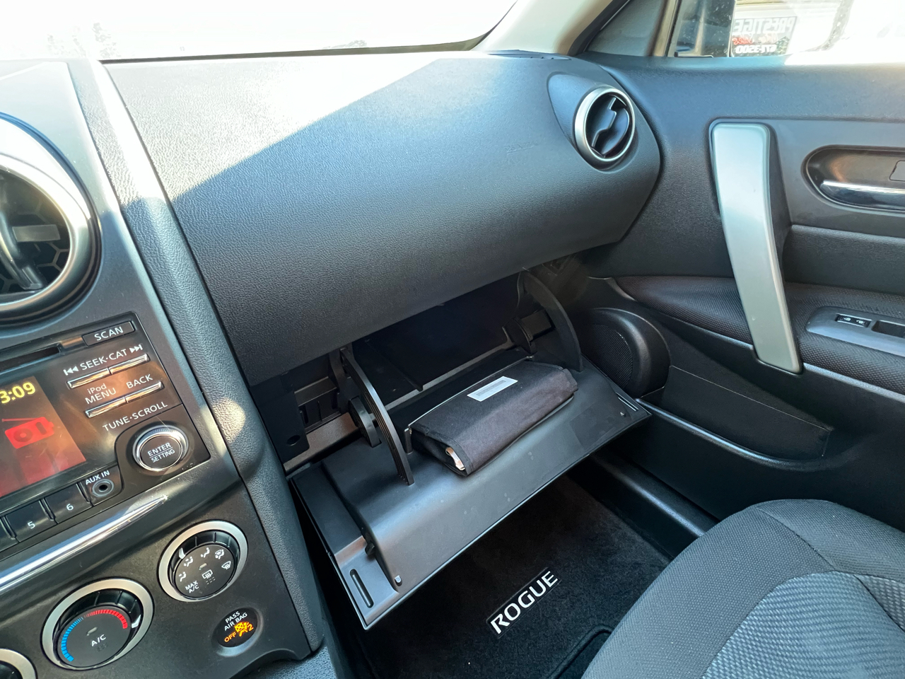 Nissan Rogue S 2WD 2013