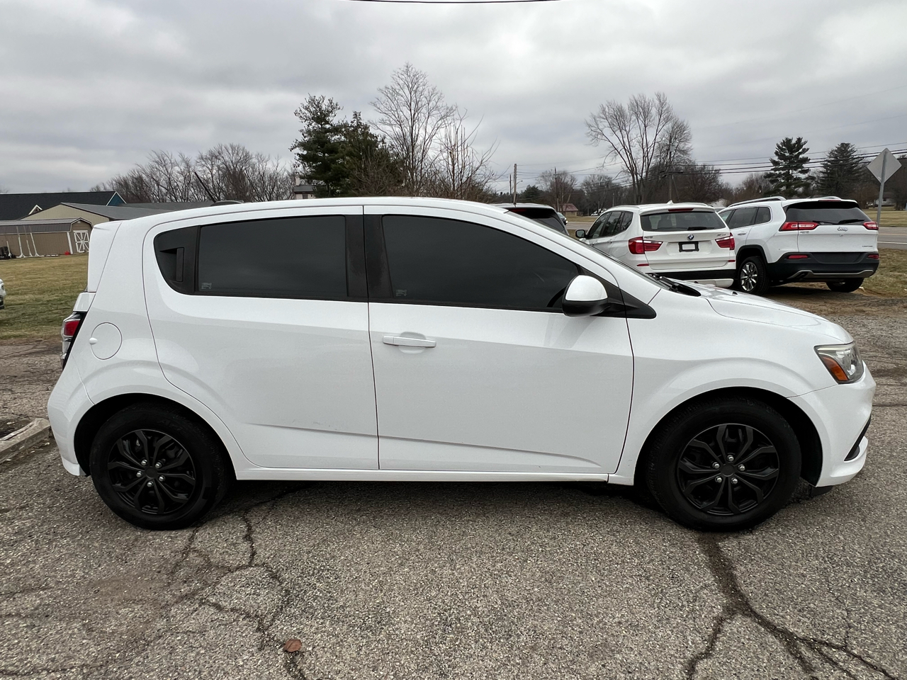 Chevrolet Sonic FL Auto Hatchback 2018