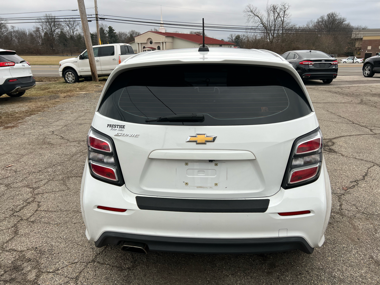 Chevrolet Sonic FL Auto Hatchback 2018