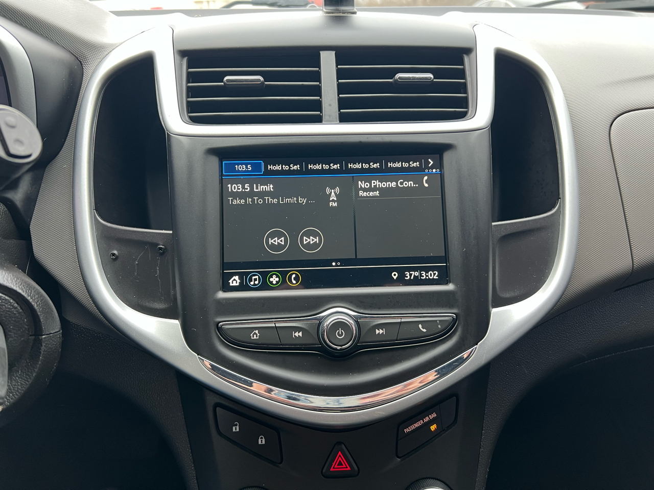 Chevrolet Sonic FL Auto Hatchback 2018