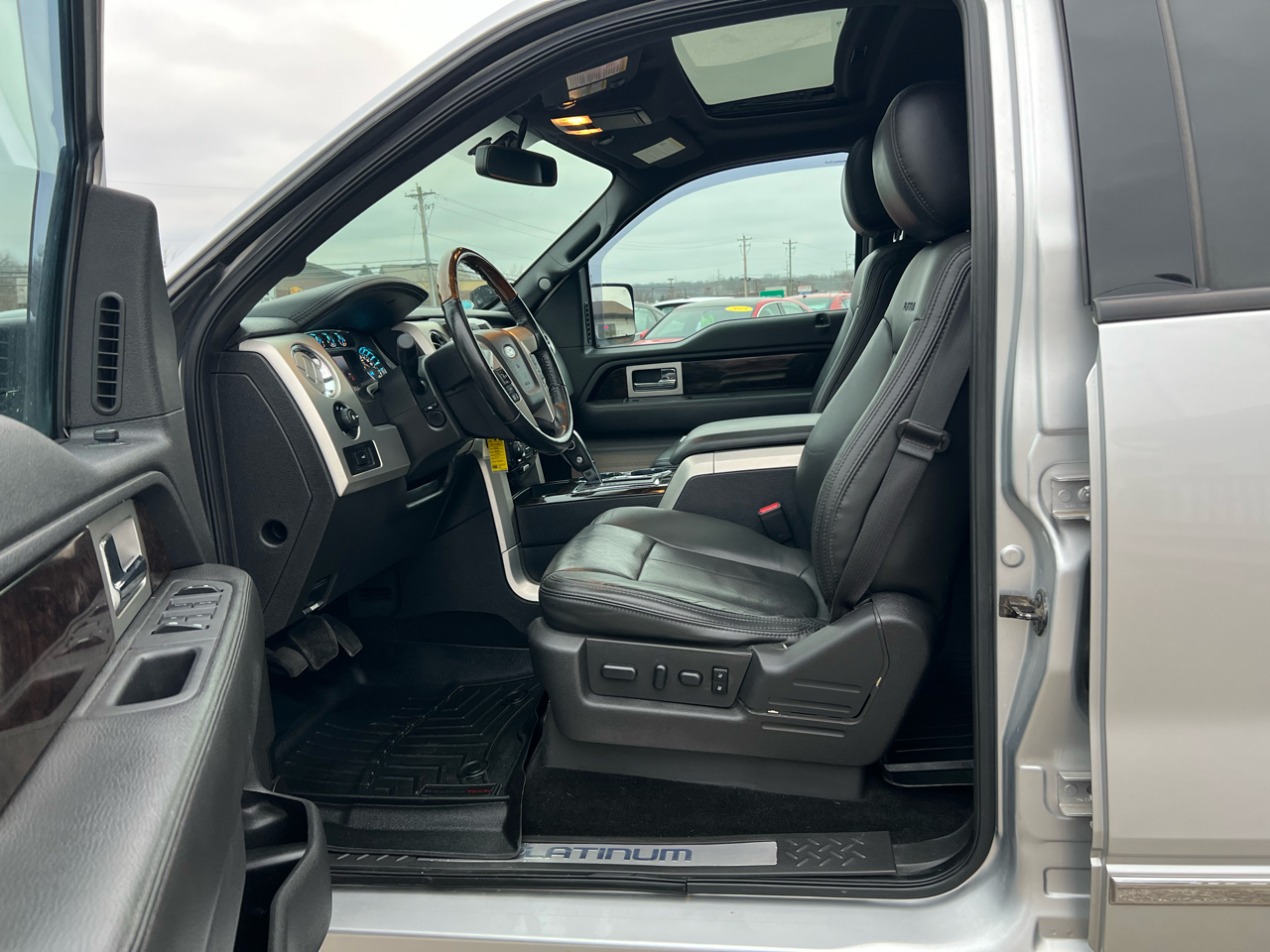 Ford F-150 Platinum SuperCrew 4WD 2013