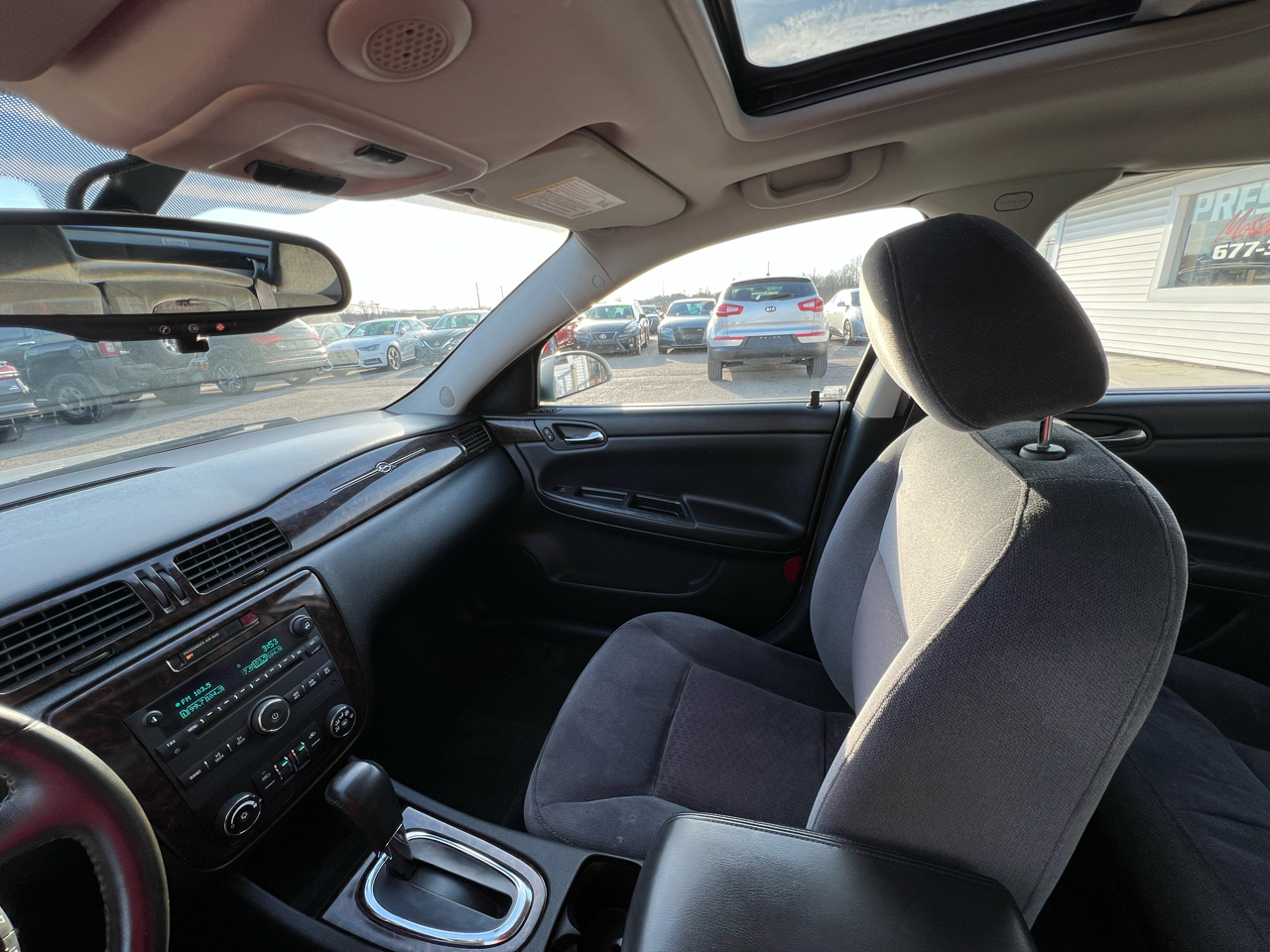 Chevrolet Impala LT (Fleet) 2012