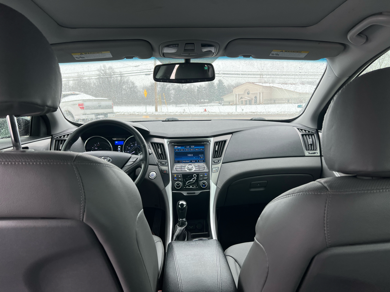 Hyundai Sonata Hybrid Sedan 2014