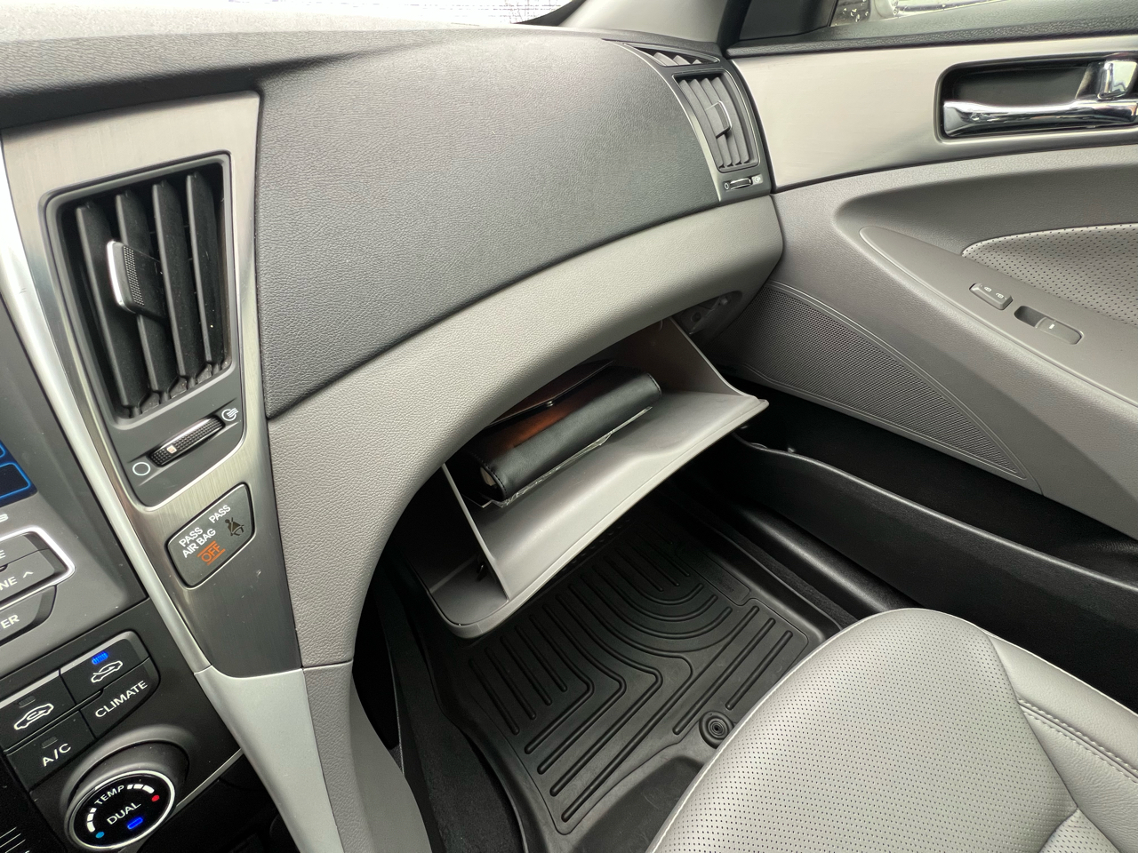 Hyundai Sonata Hybrid Sedan 2014