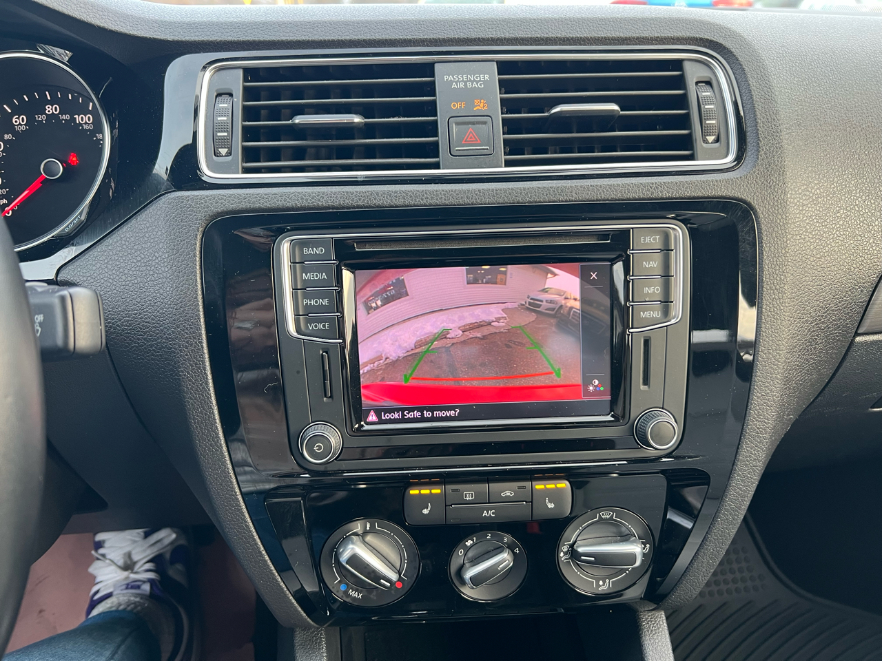 Volkswagen Jetta SE 6A 2016