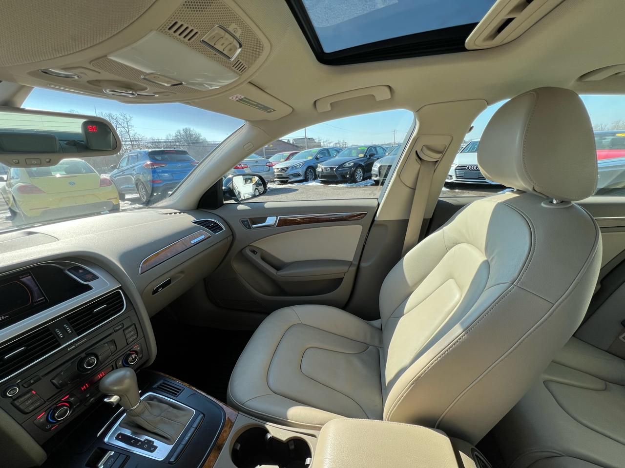 Audi A4 2.0T Premium Plus Sedan 2011