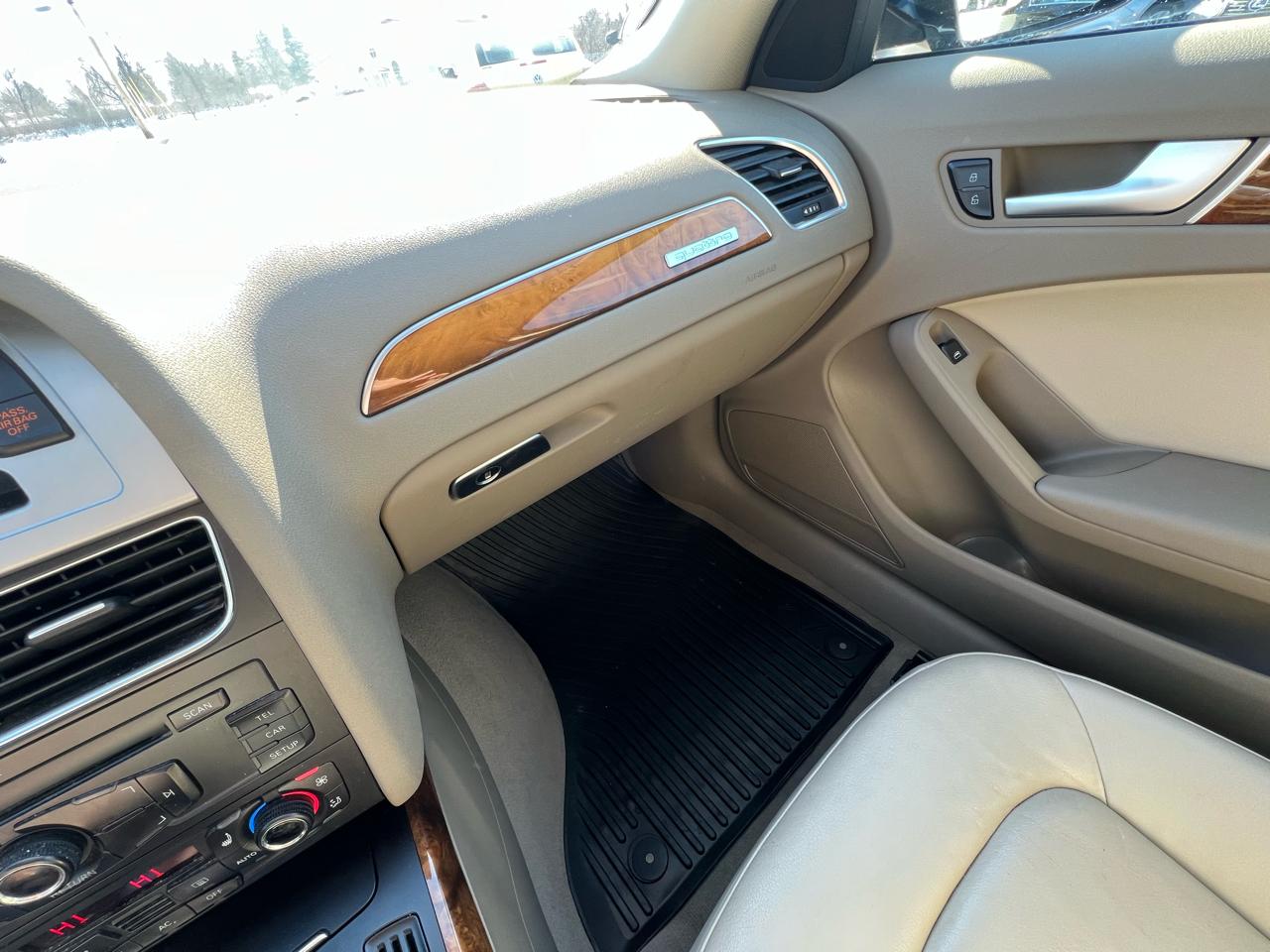 Audi A4 2.0T Premium Plus Sedan 2011