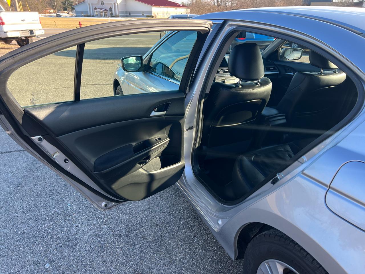 Honda Accord SE Sedan AT 2011