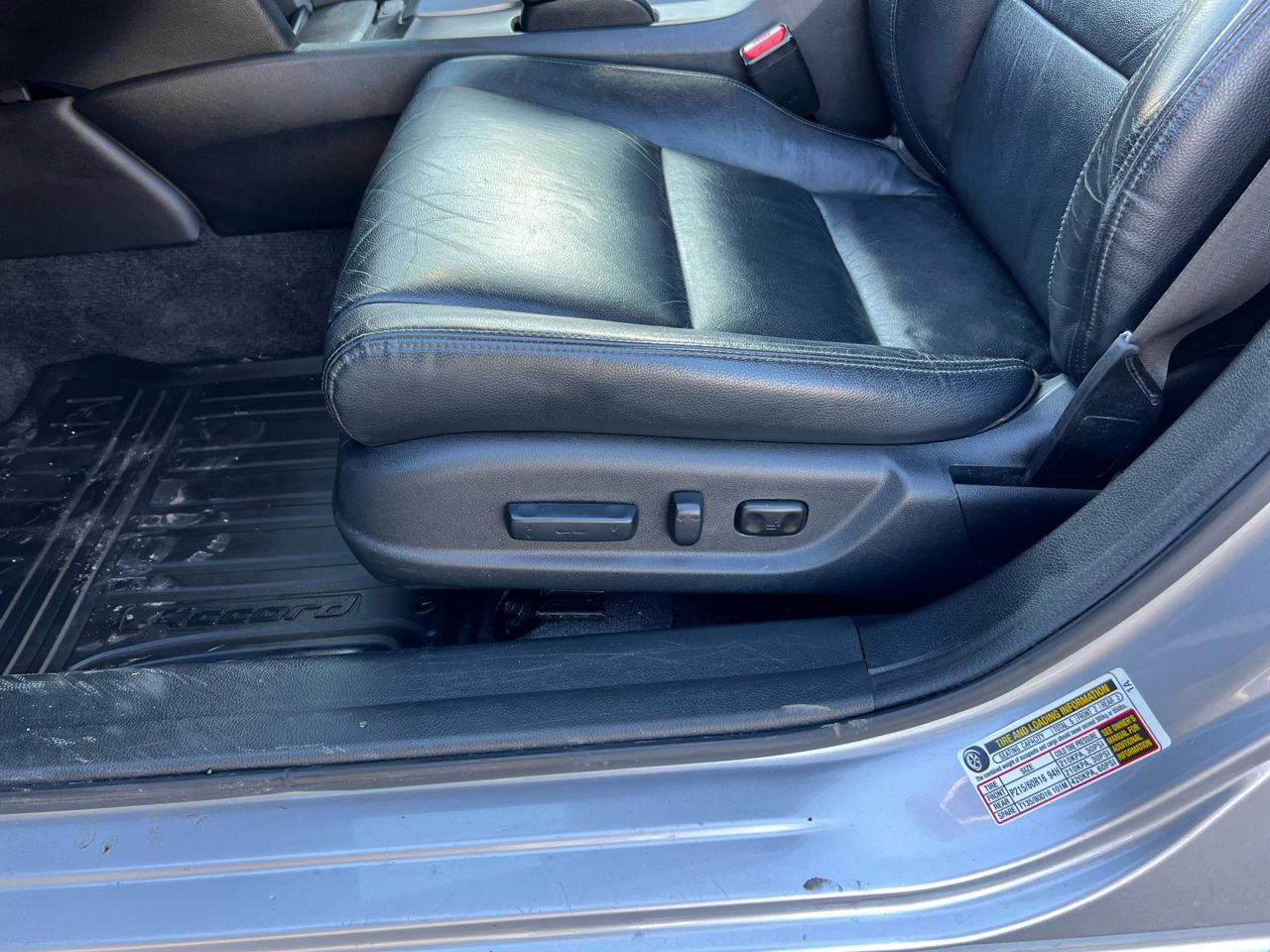 Honda Accord SE Sedan AT 2011