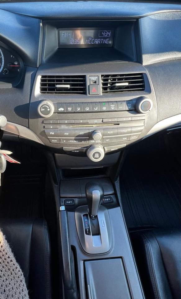 Honda Accord SE Sedan AT 2011