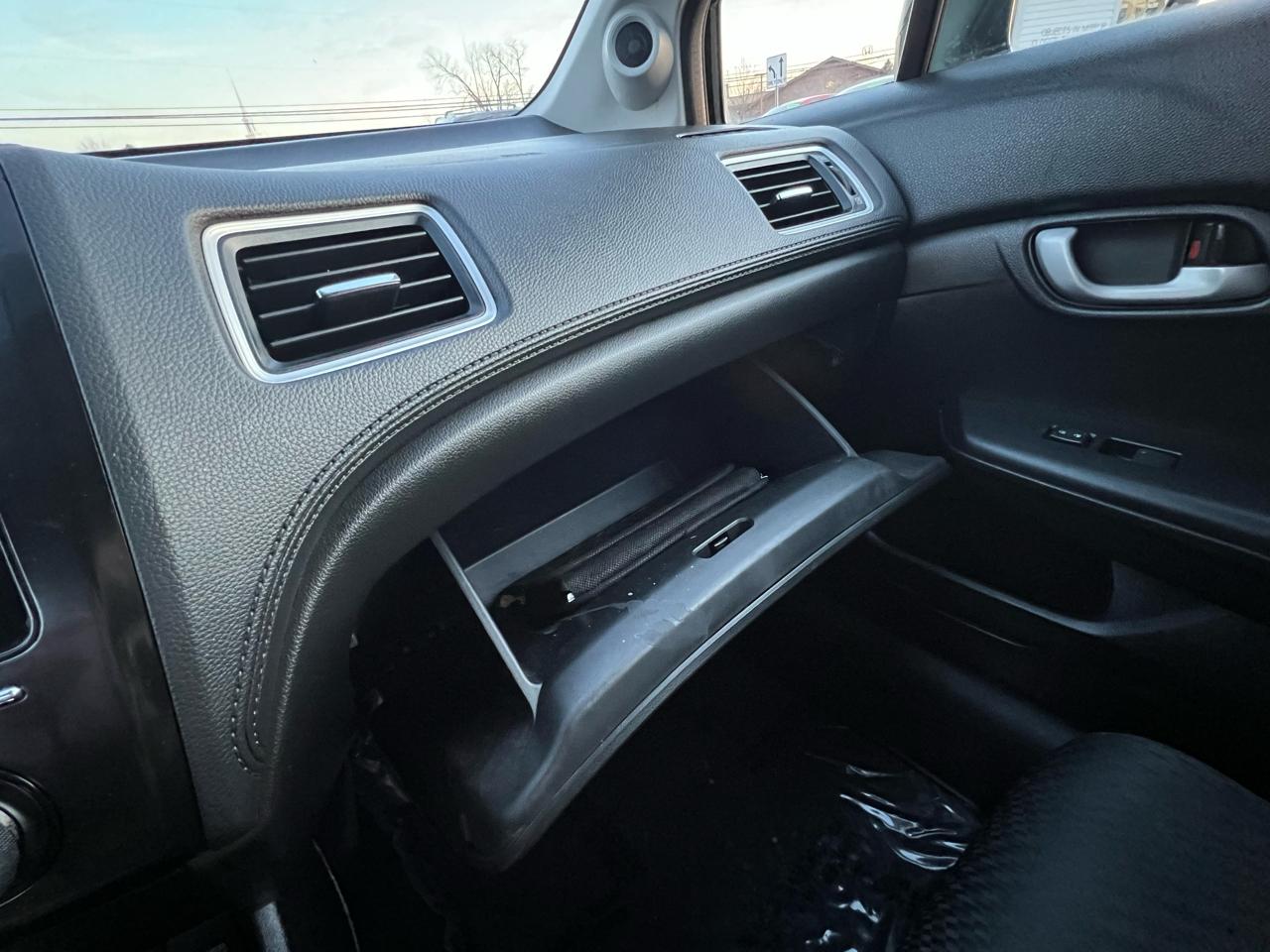 Honda Civic SE Sedan CVT 2015