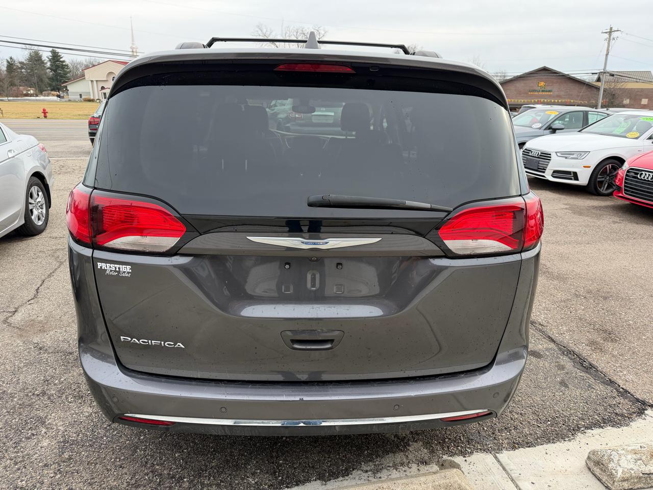 Chrysler Pacifica Touring-L 2017