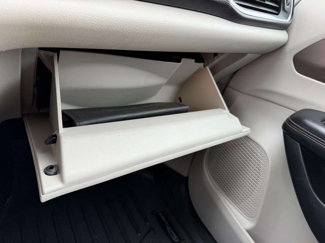 Chrysler Pacifica Touring-L 2017