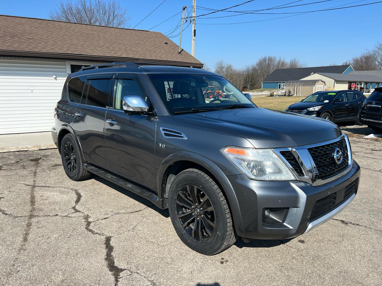 Nissan Armada Platinum AWD 2017