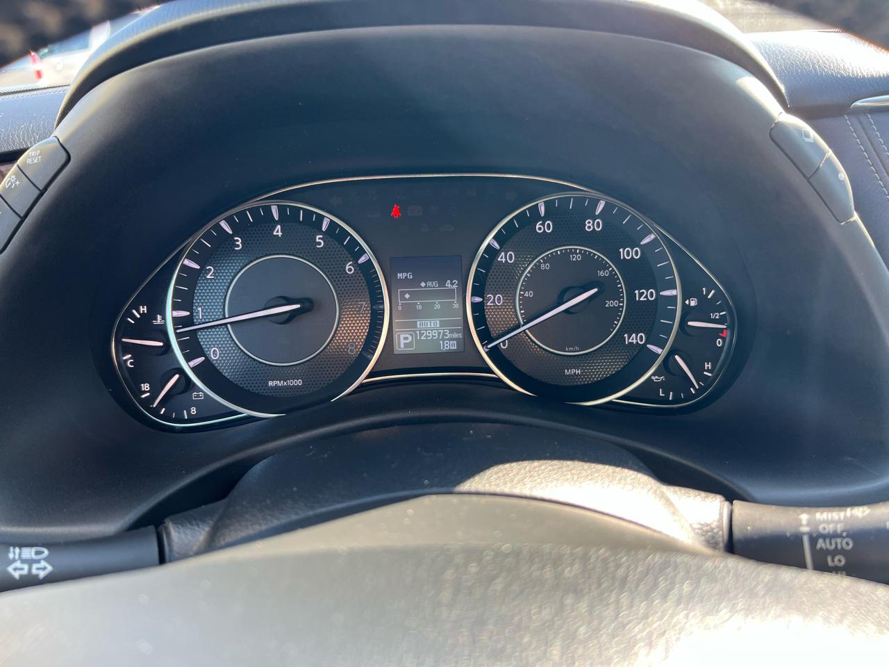 Nissan Armada Platinum AWD 2017