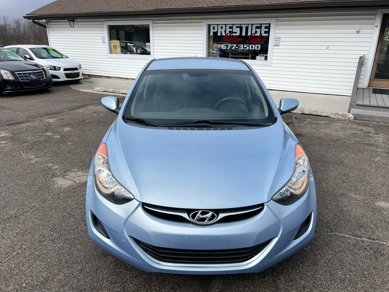 Hyundai Elantra Limited 2012