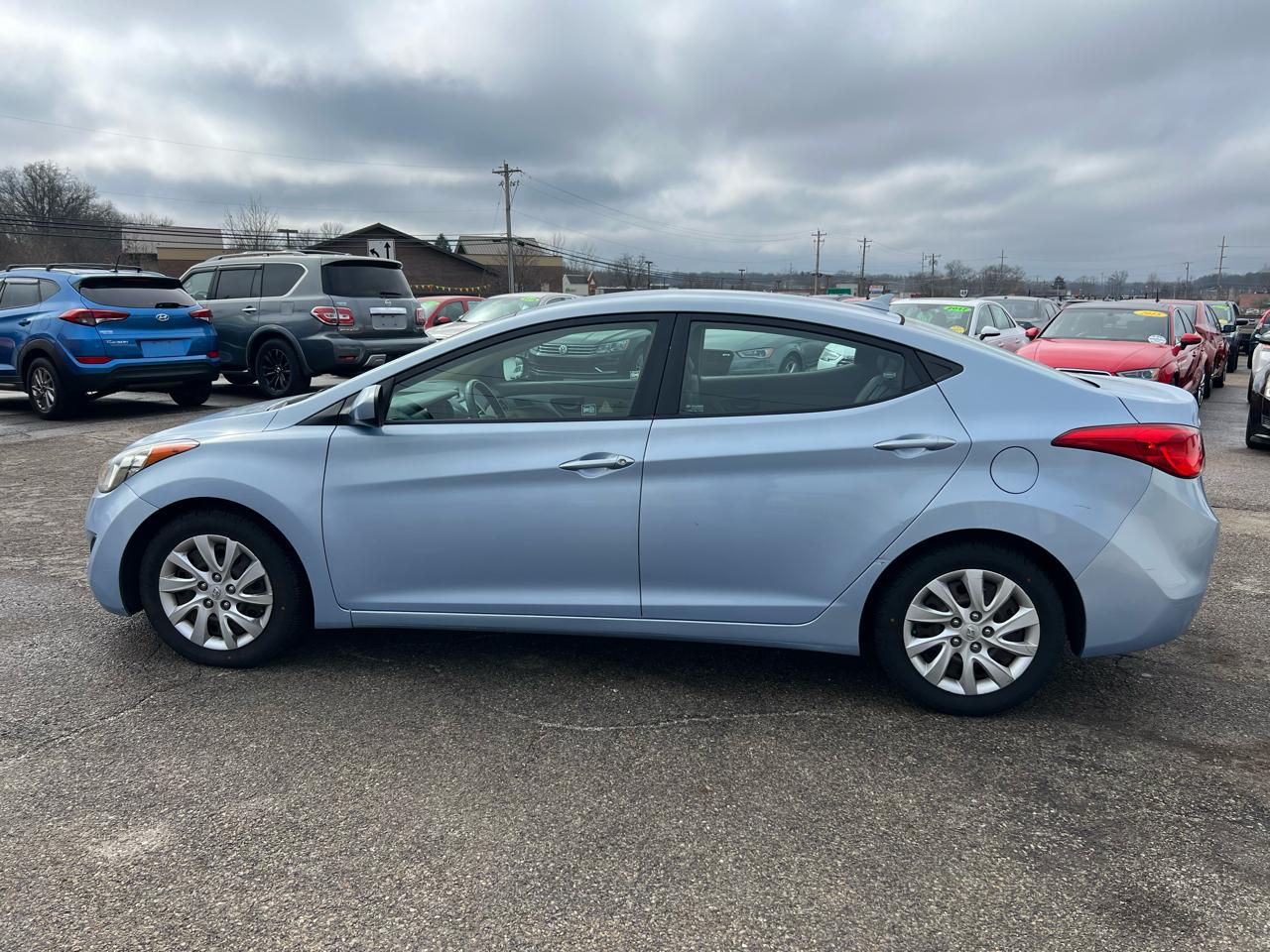 Hyundai Elantra Limited 2012