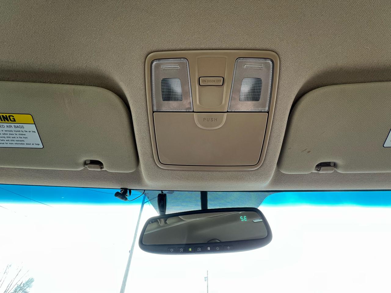 Hyundai Elantra Limited 2012