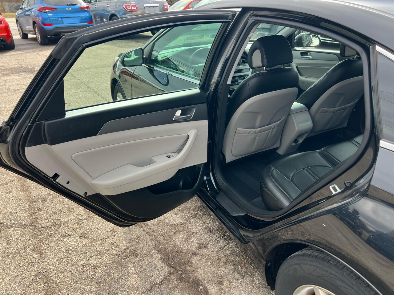 Hyundai Sonata SE 2015