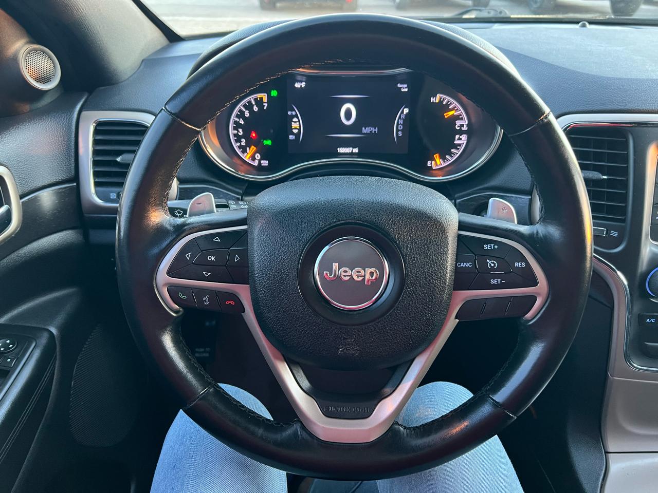 Jeep Grand Cherokee Laredo 4WD 2015