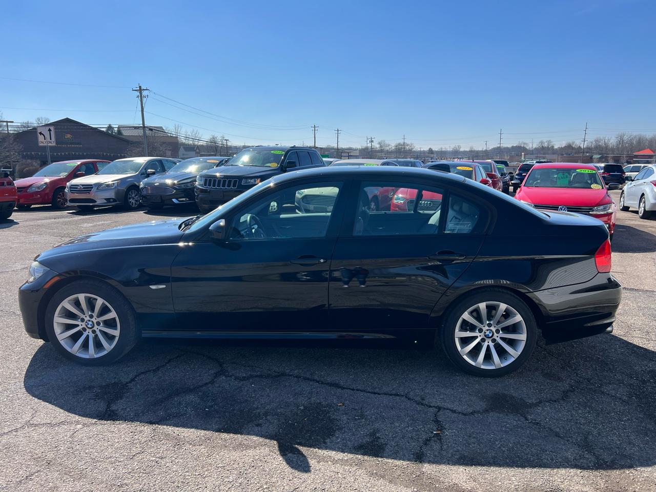 BMW 3-Series 328i SA 2011