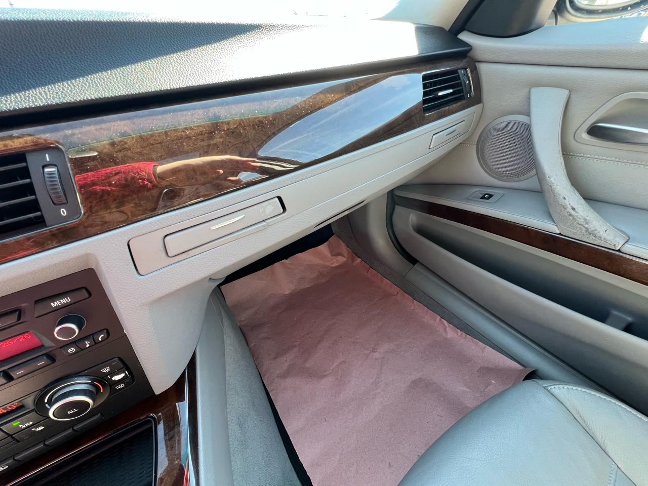 BMW 3-Series 328i SA 2011