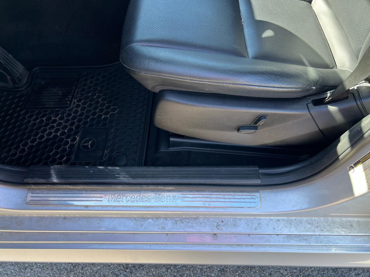 Mercedes-Benz GLK-Class GLK350 4MATIC 2012