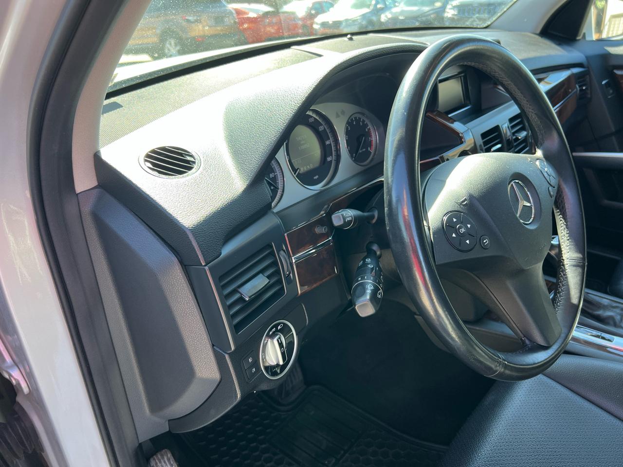 Mercedes-Benz GLK-Class GLK350 4MATIC 2012