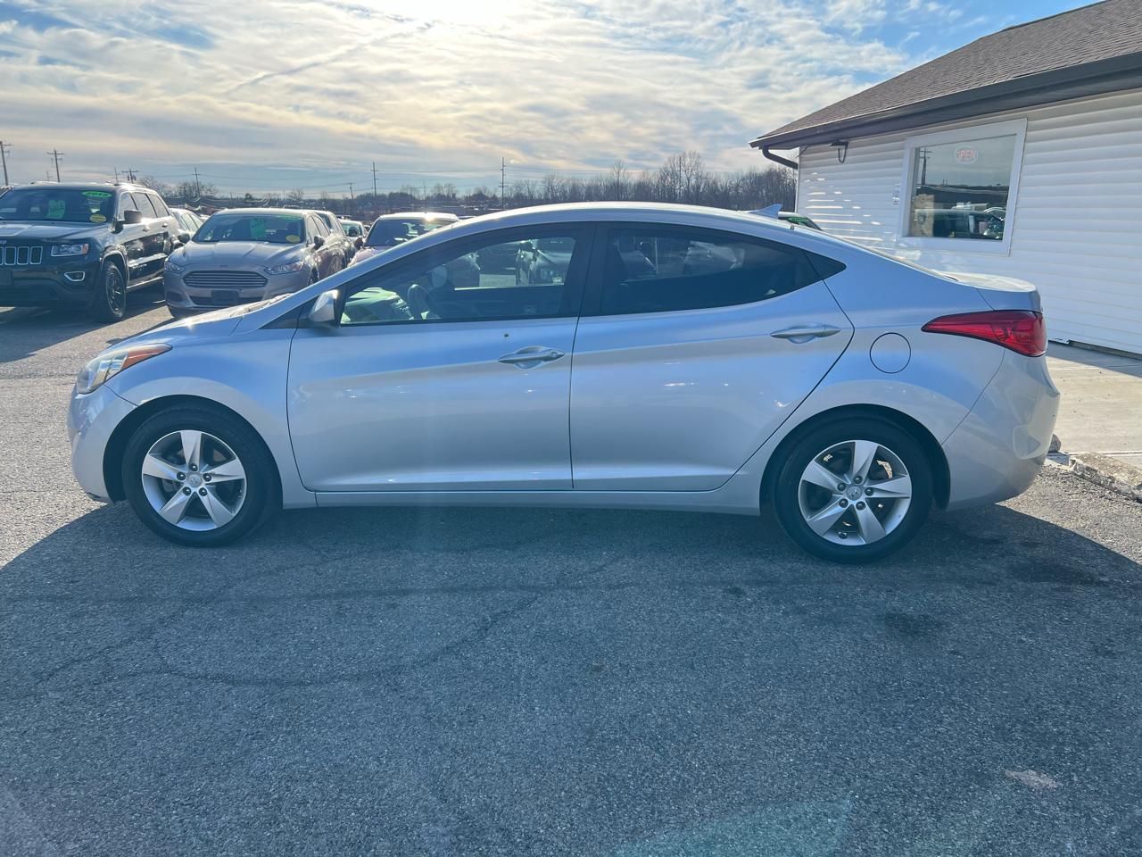 Hyundai Elantra Limited 2013