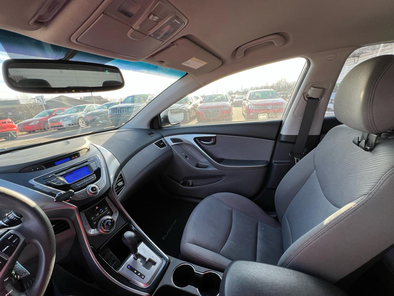 Hyundai Elantra Limited 2013