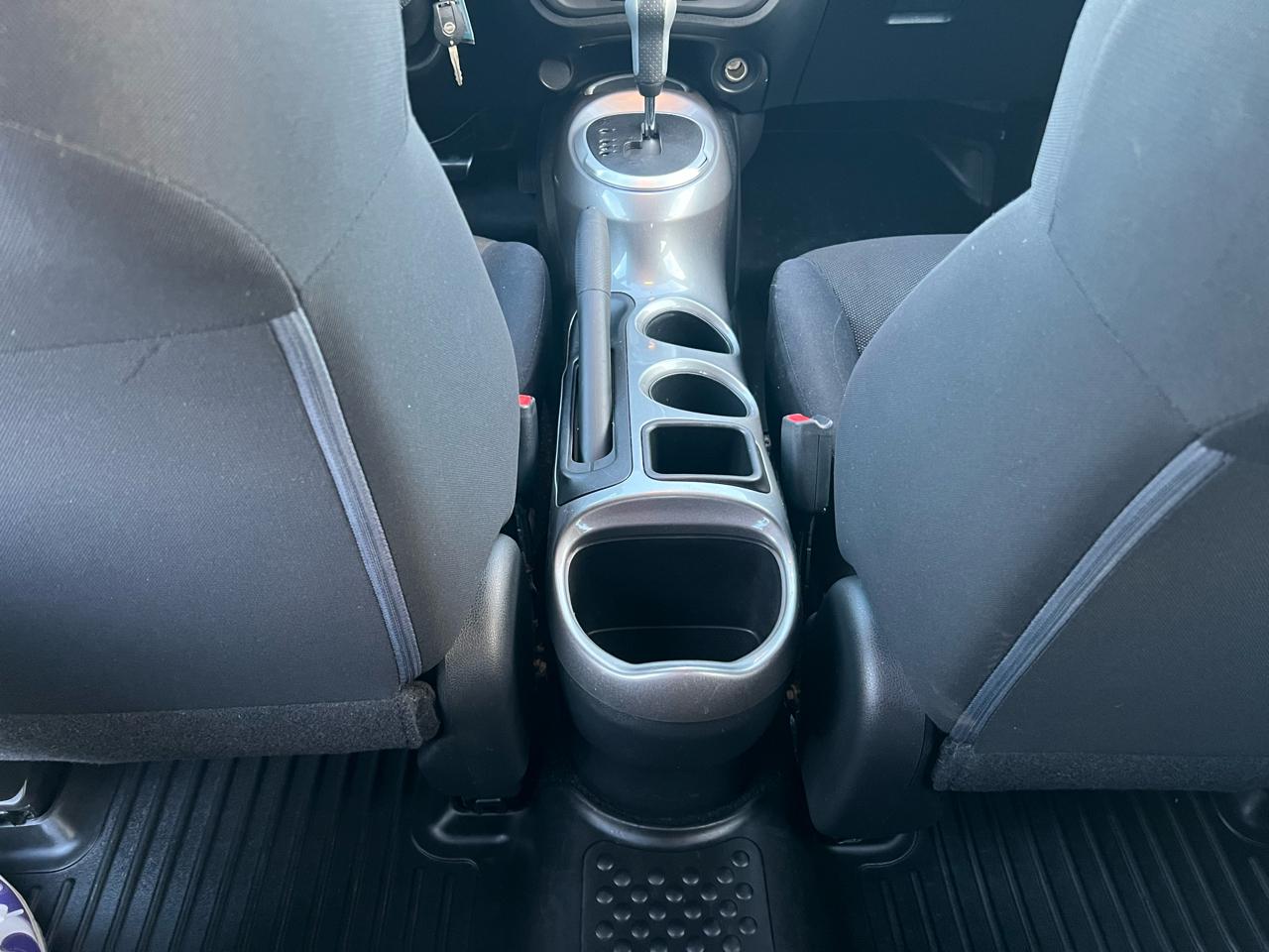 Nissan Juke S AWD 2013