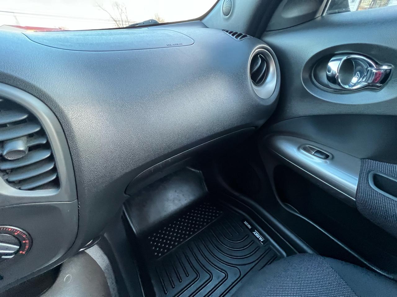 Nissan Juke S AWD 2013