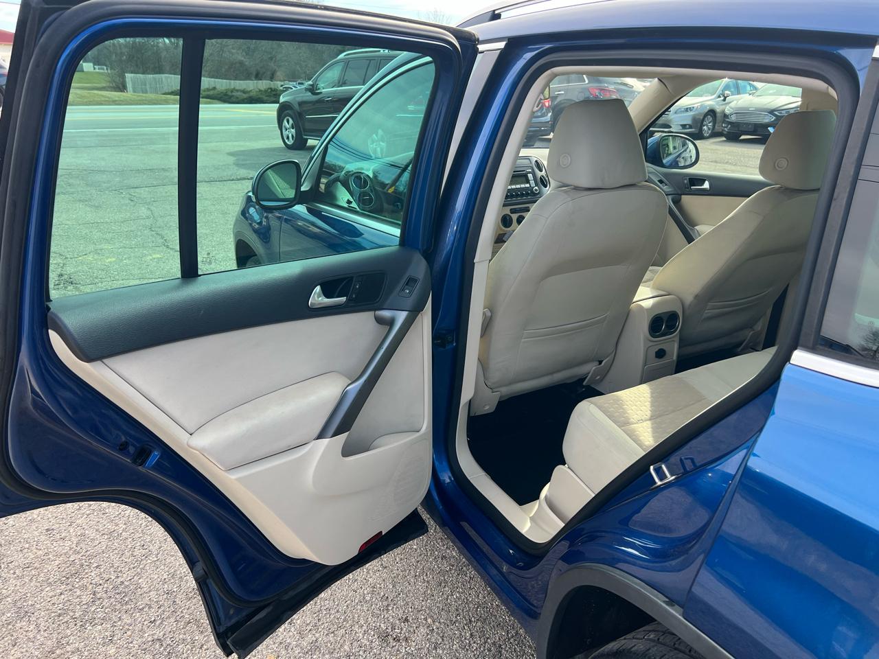 Volkswagen Tiguan SEL 2009