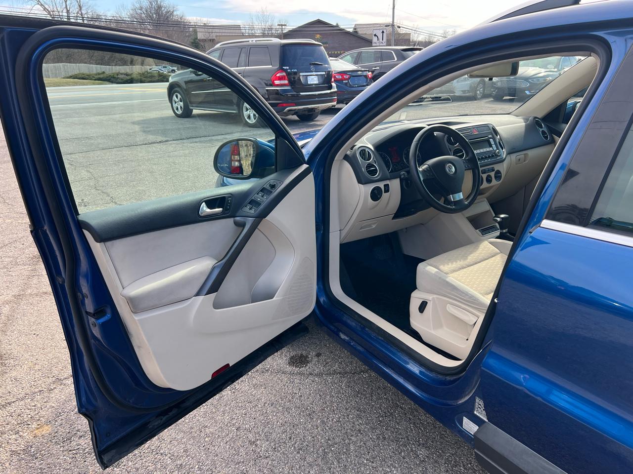 Volkswagen Tiguan SEL 2009