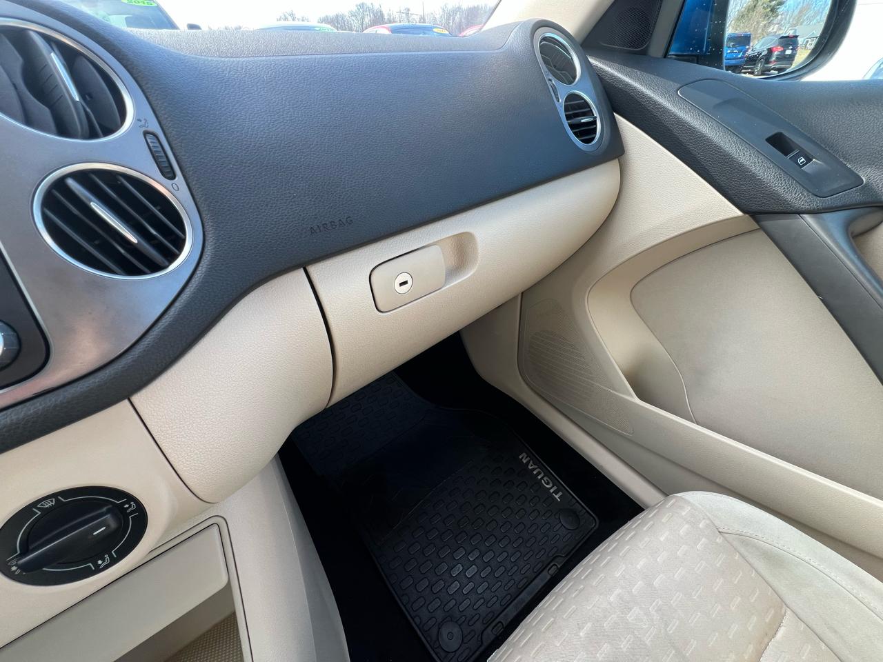 Volkswagen Tiguan SEL 2009