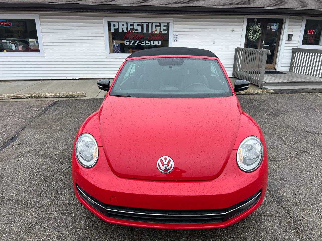 Volkswagen Beetle 2.0T Turbo Convertible 2013