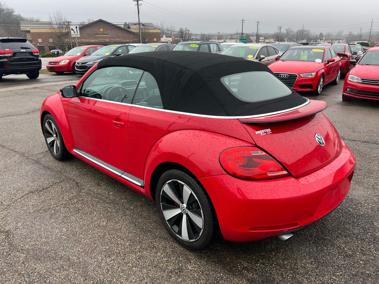 Volkswagen Beetle 2.0T Turbo Convertible 2013