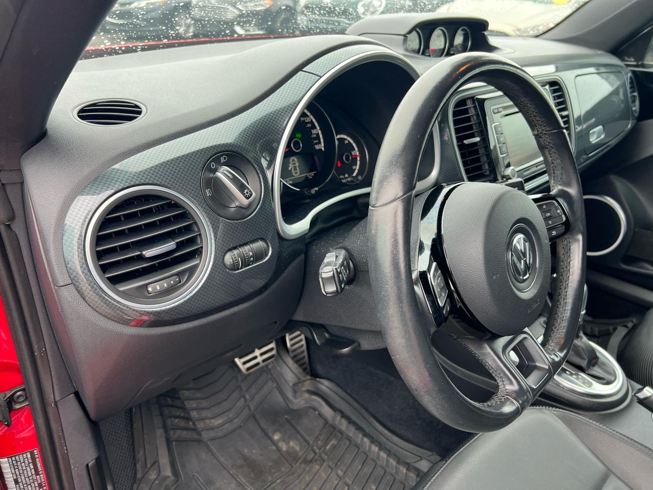 Volkswagen Beetle 2.0T Turbo Convertible 2013