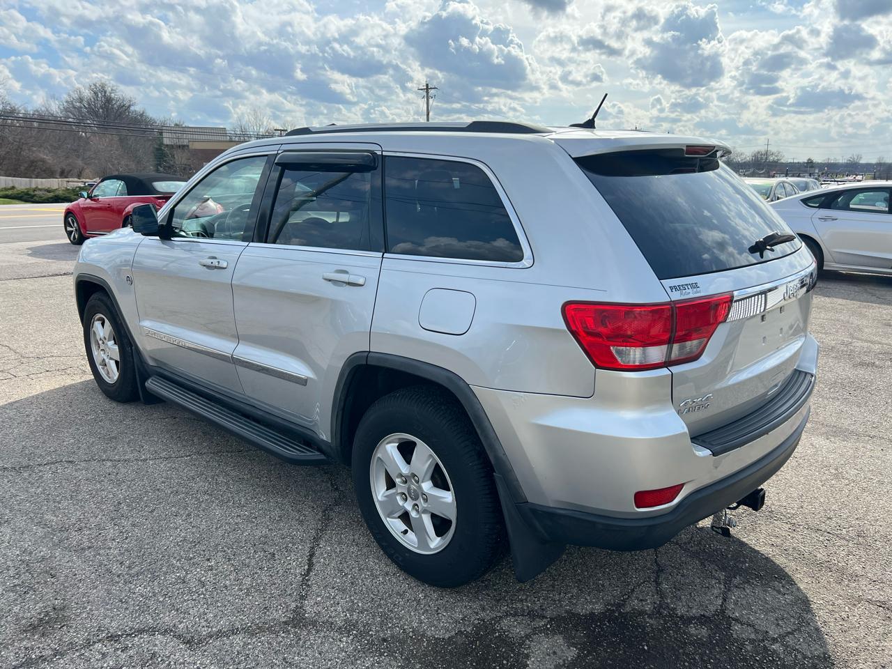 Jeep Grand Cherokee Laredo 4WD 2011