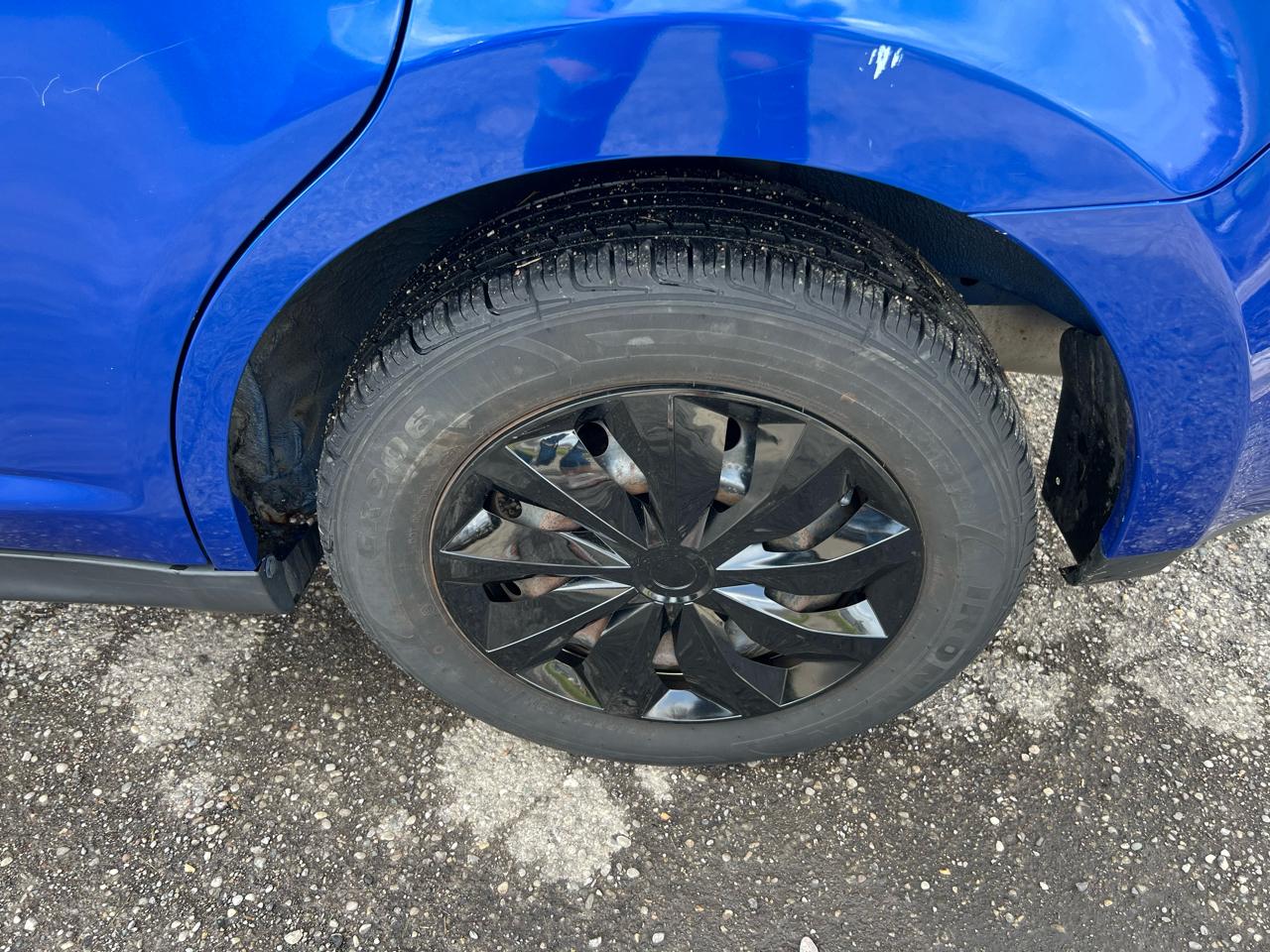 Nissan Versa 1.8 S Hatchback 2009