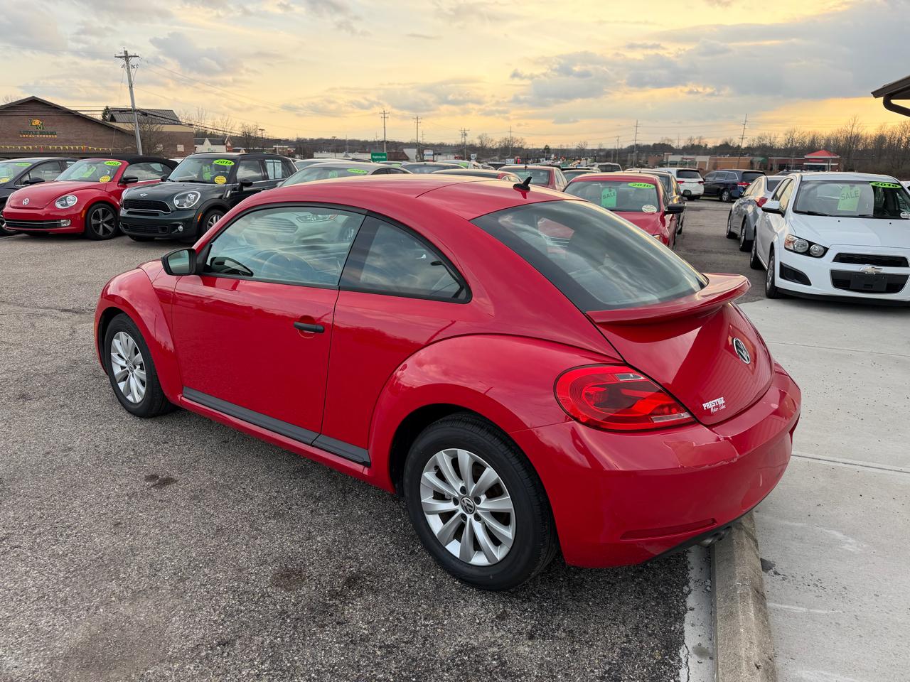 Volkswagen Beetle 1.8T Classic 2015