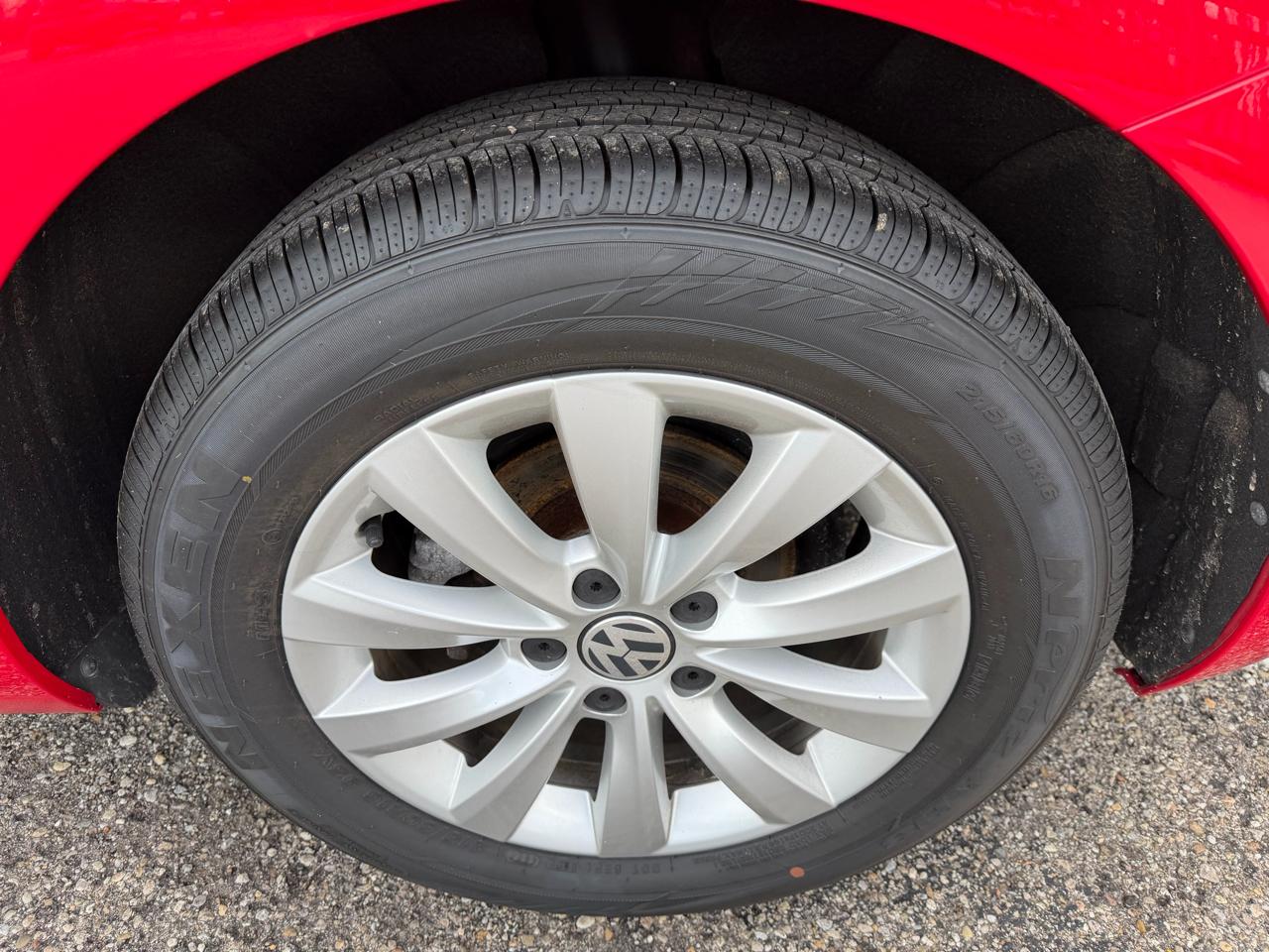 Volkswagen Beetle 1.8T Classic 2015